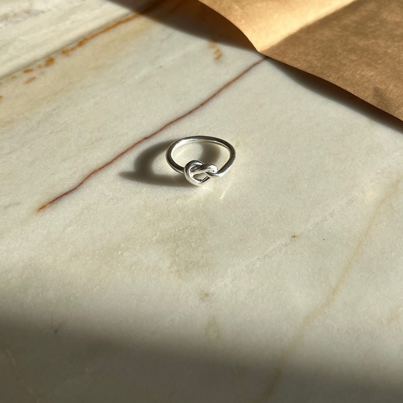 Jane Kønig ringe Jane Kønig ringe